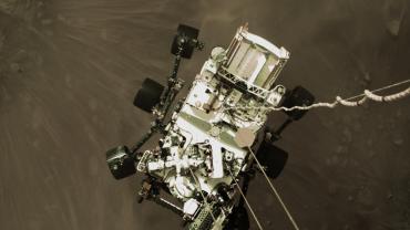 Imatge de la nau de la Nasa arribant a Mart