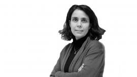 Pla mitjà de la directora general de FemCat, Teresa Navarro.
