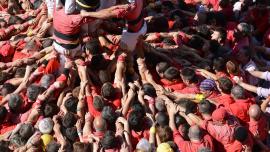 Imatge d'una pinya de castells