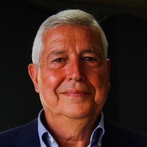 Profile picture for user Joan Josep Vallvé