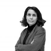 Pla mitjà de la directora general de FemCat, Teresa Navarro.