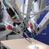 robot quirúrgic, detall
