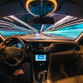Interior cotxe  visió túnel de llums
