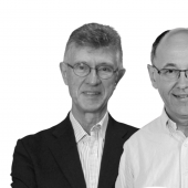 Imatge en blanc i negre de Jeroni Farnós i Joan Carles Casas